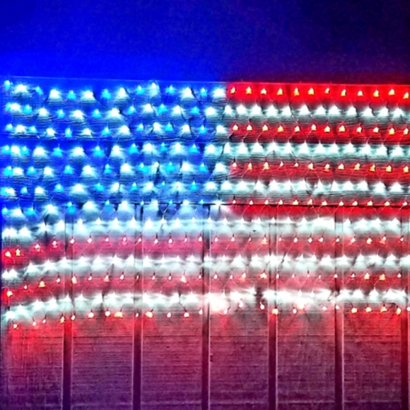 Meet your Posher, Sarah - Picture 2 of 3